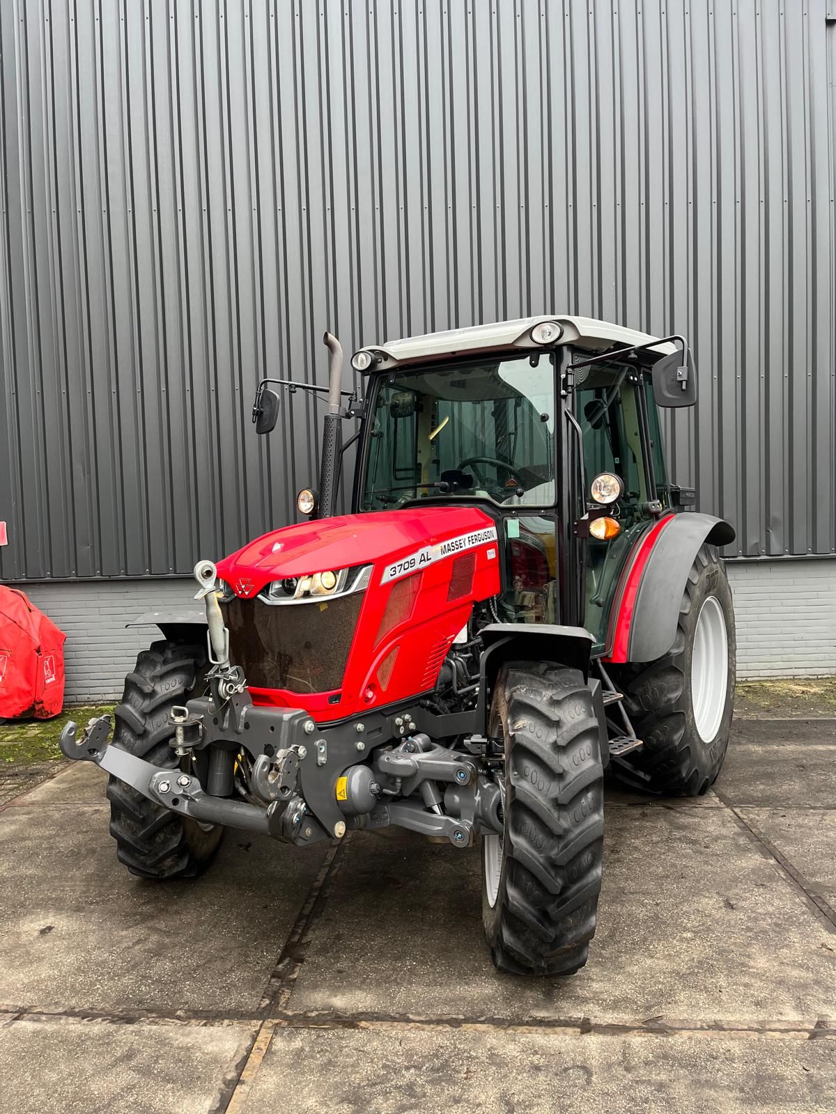 Massey Ferguson 3709 AL Efficient