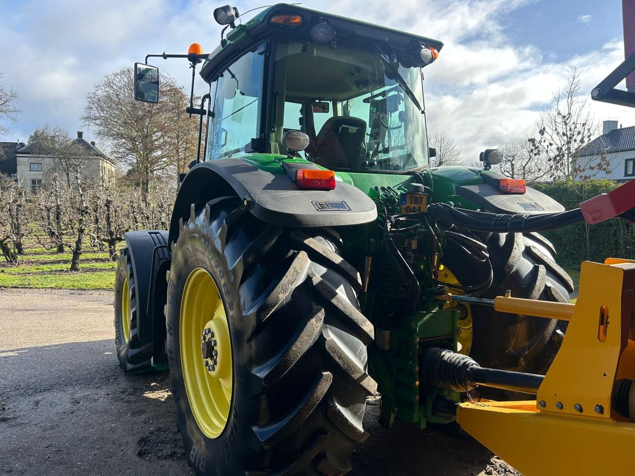 John Deere 7830