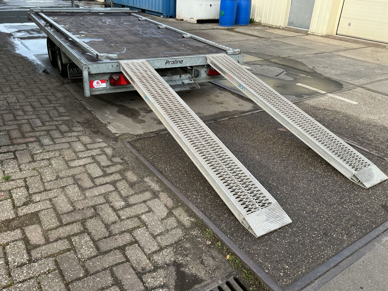 Te koop Autoambulance / Transporter Merk Proline izgs