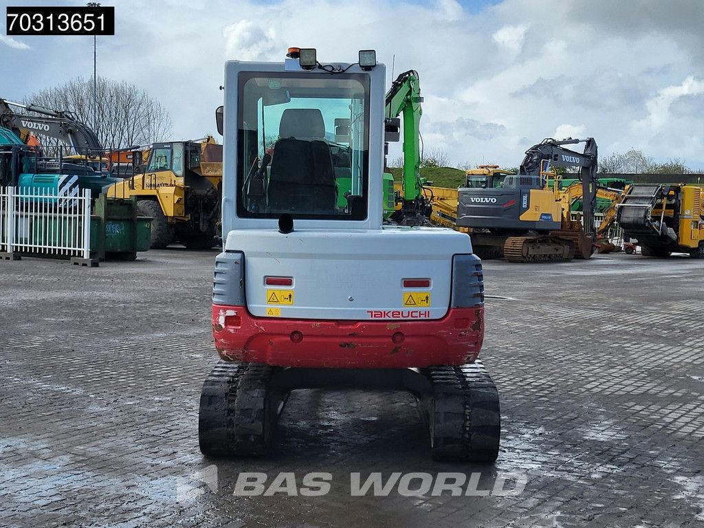 Takeuchi TB250 A/C - 3 Buckets