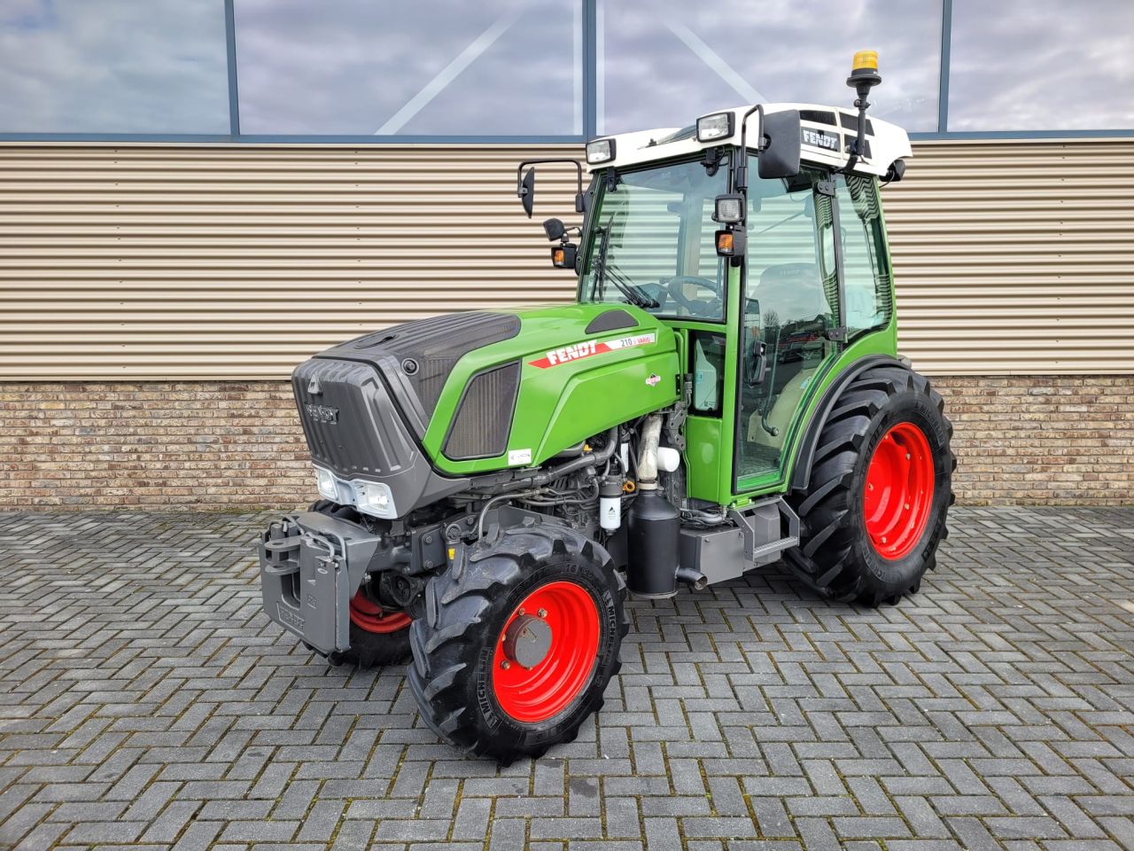 Fendt 210 vario s3 smalspoor 209-211