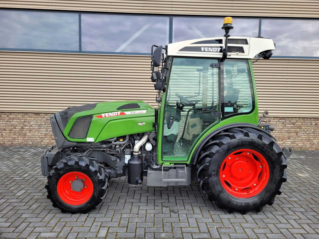 Fendt 210 vario s3 smalspoor 209-211