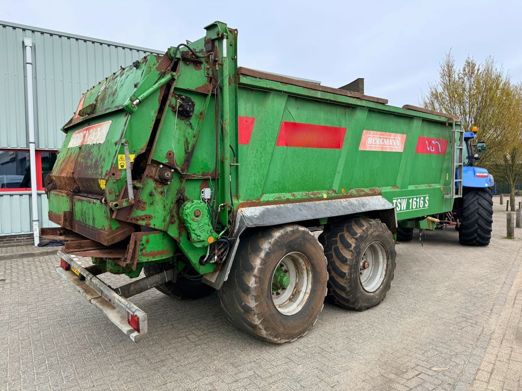 Bergmann TSW 1616S Meststrooier
