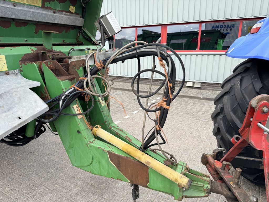 Bergmann TSW 1616S Meststrooier