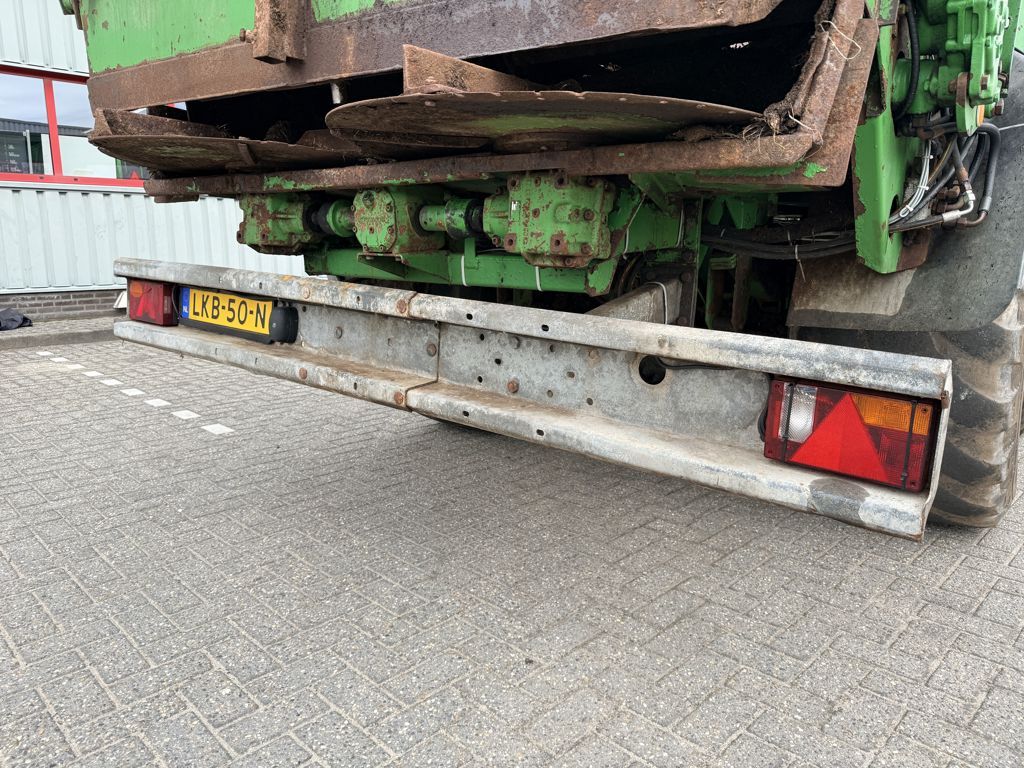 Bergmann TSW 1616S Meststrooier