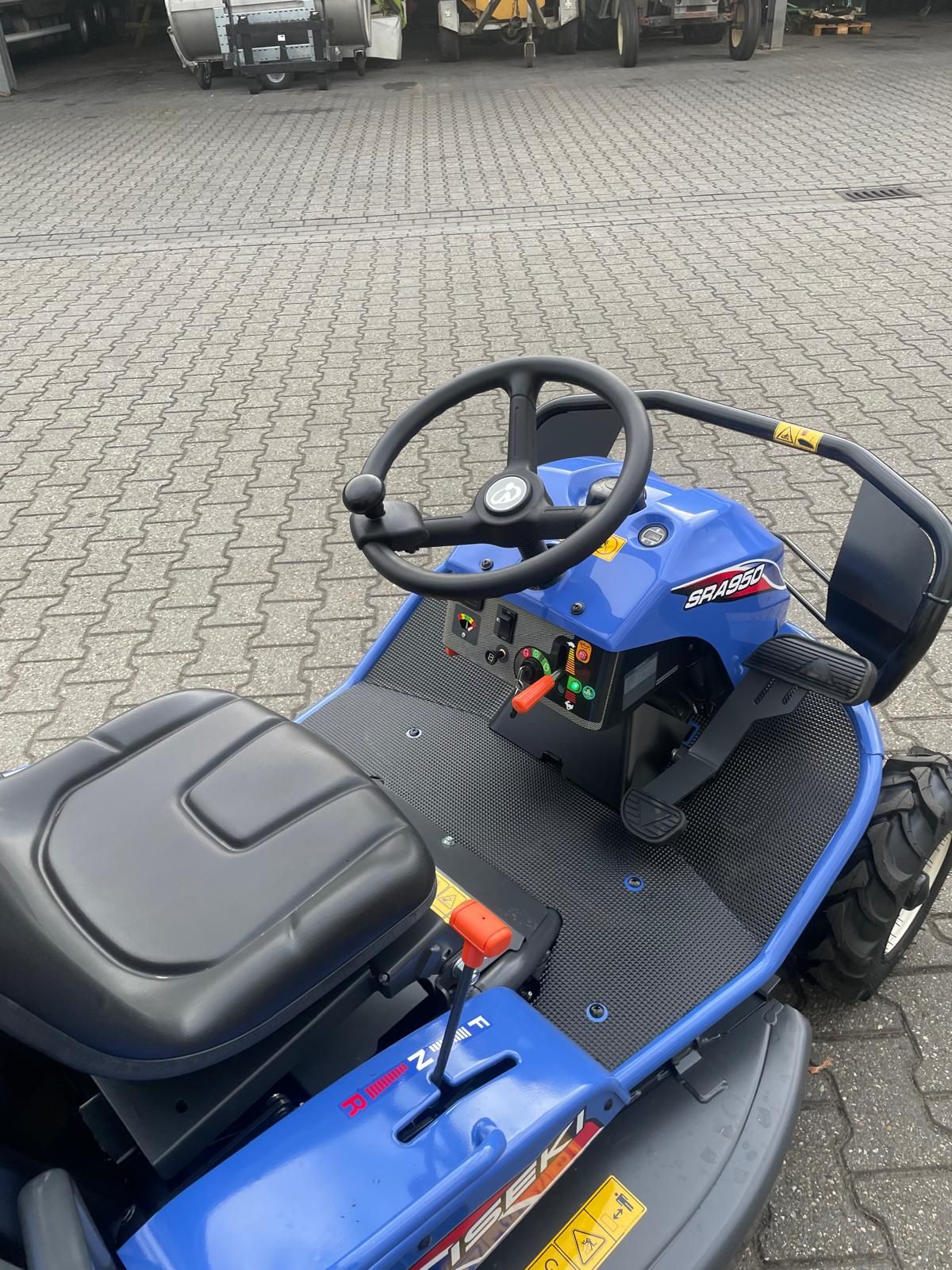 Iseki SRA950FA Ride on Bush Cutter - ruw terrein zitmaaier