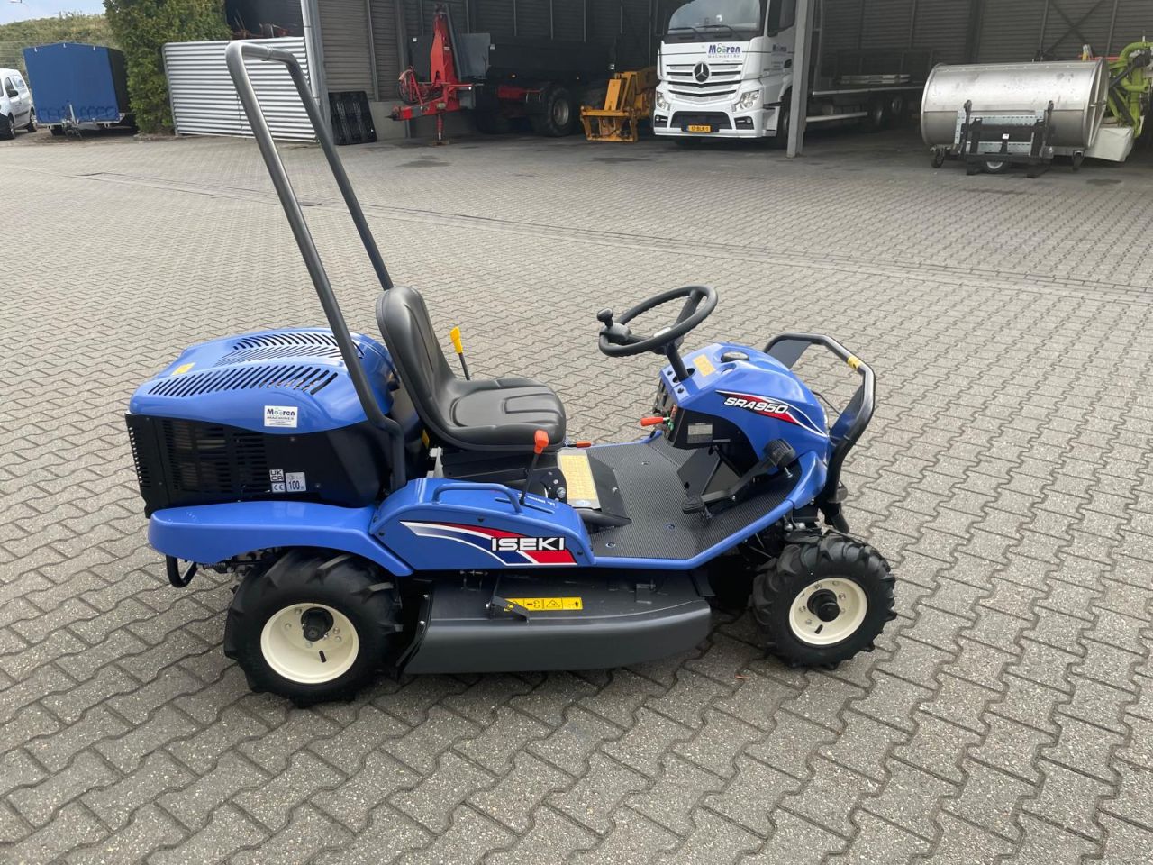 Iseki SRA950FA Ride on Bush Cutter - ruw terrein zitmaaier