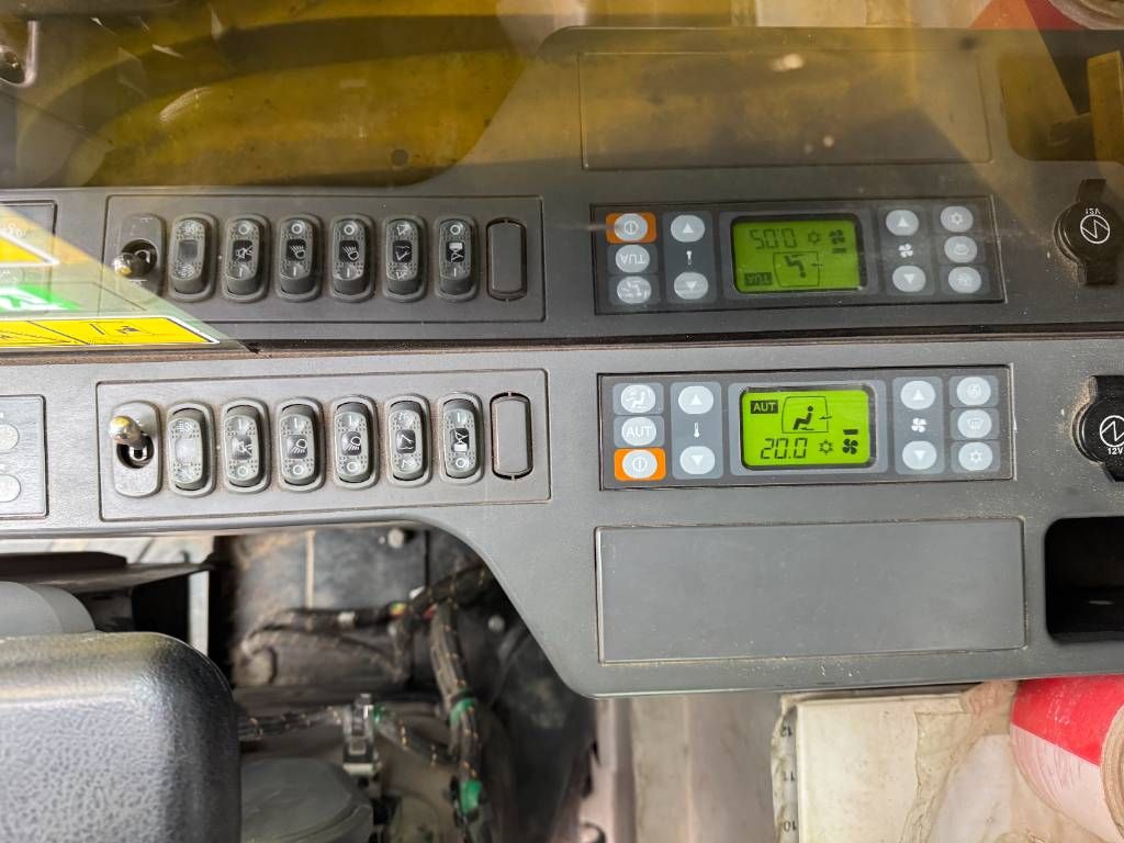 CAT 336FL - Automatic Greasing / Hammer Lines