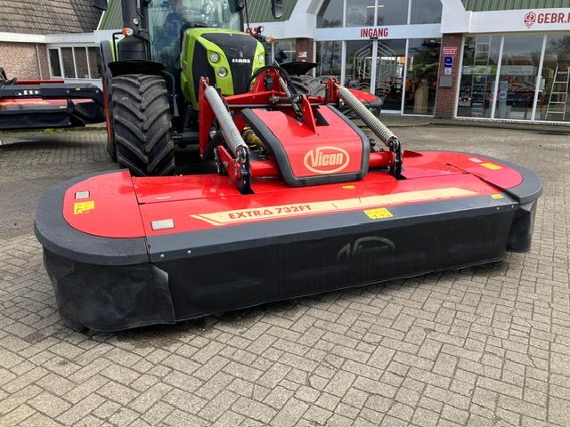 Vicon 732 FT front en 7100 T BX