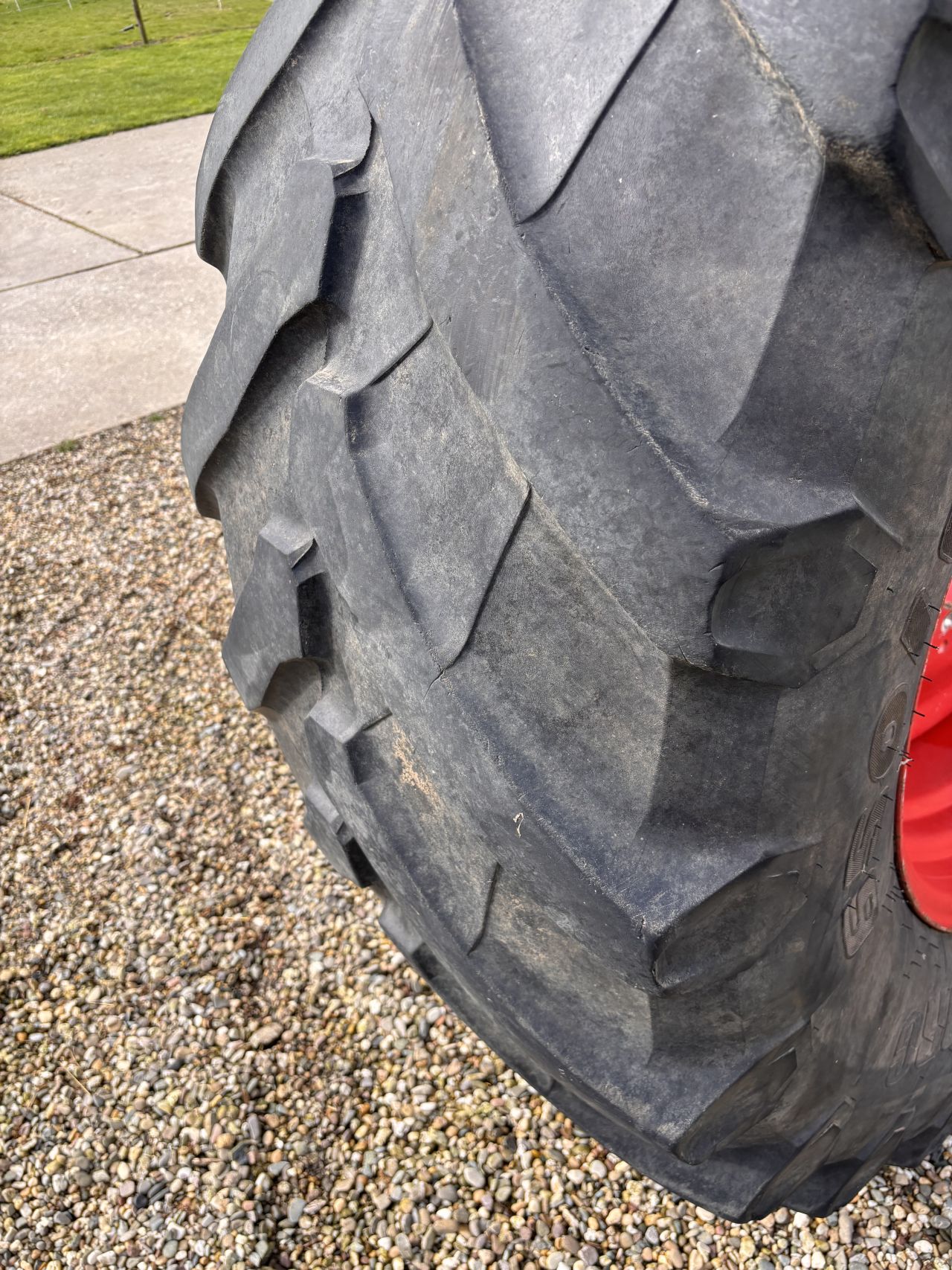 Trelleborg 650/65 R38 TM800 op velg (setprijs)