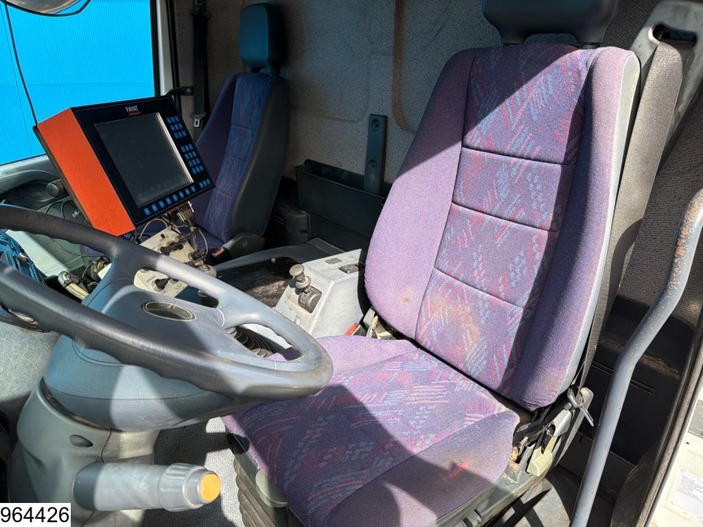 Mercedes Atego 2533 6x2, PTO, Maxilift, asphalt sprayer