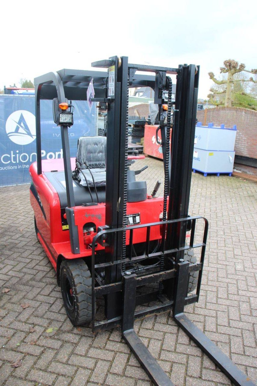 Starvox CPD-20 Elektrogabelstapler 2000 kg 3,0 m 2025 Neu