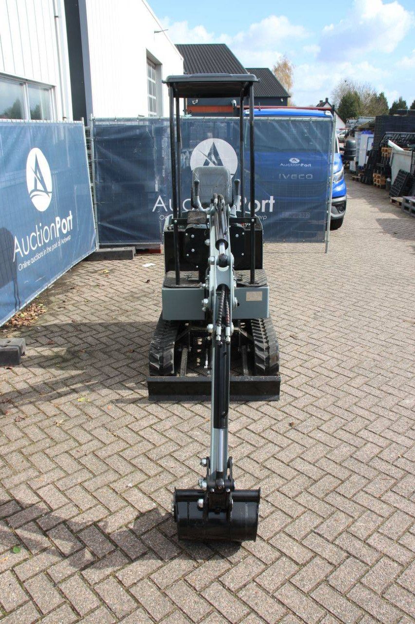 Neuer Colt KV13 Diesel-Minibagger