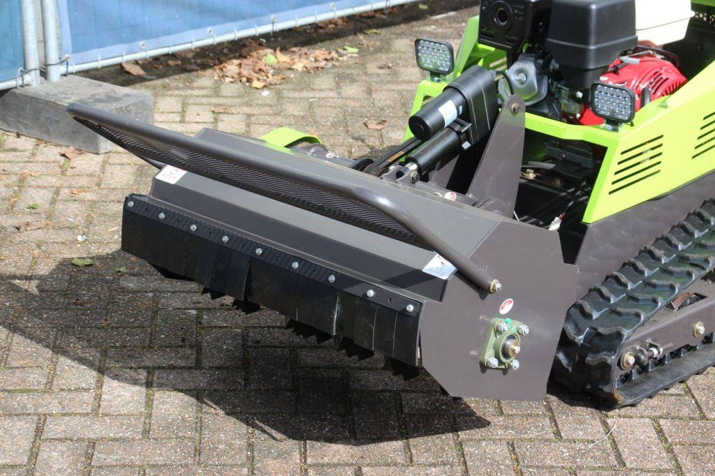 Farmland Petrol Verge Mower New