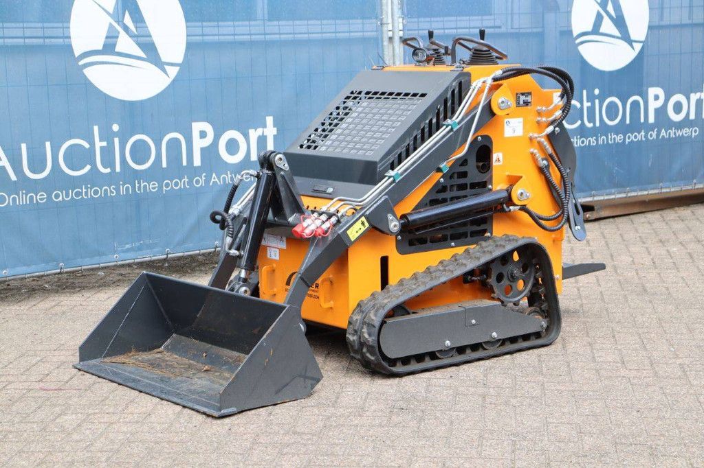 Arteer QB-480 Kompaktlader, Benzin, 24 PS, Baujahr 2025, Neu