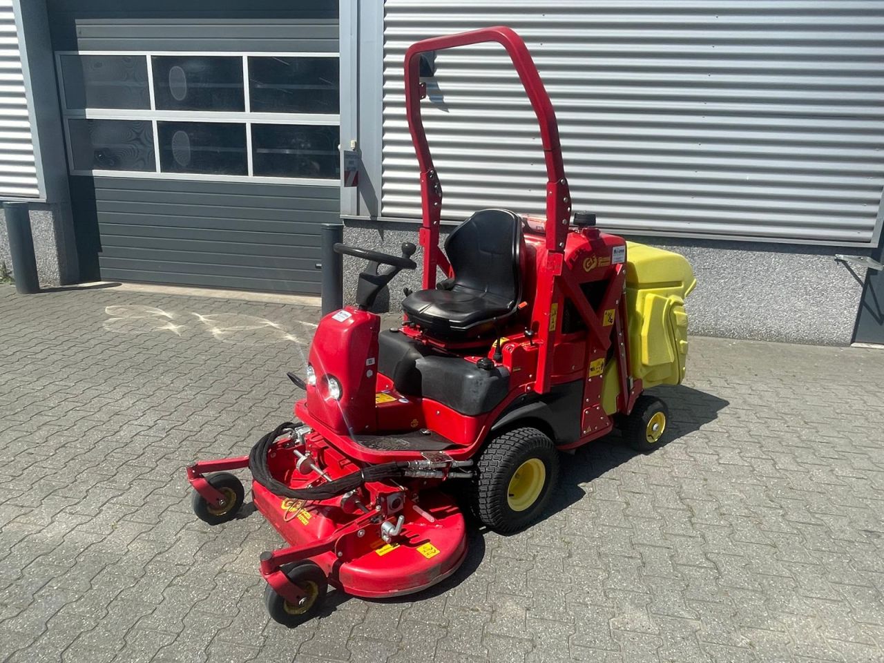 Gianni Ferrari GTS220D diesel front zitmaaier