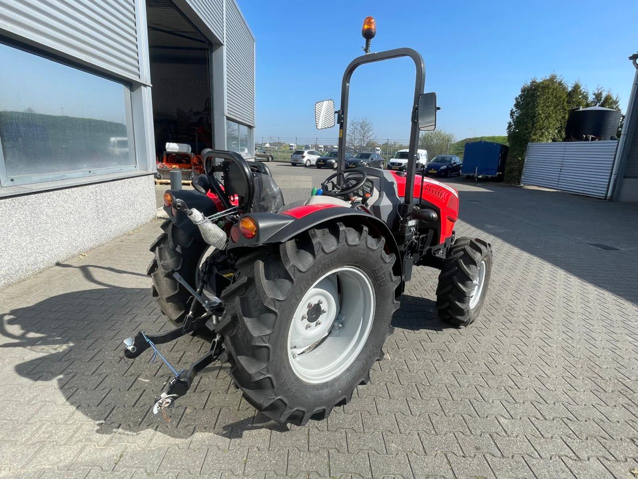 Mc Cormick X2.055 smalspoor tractor