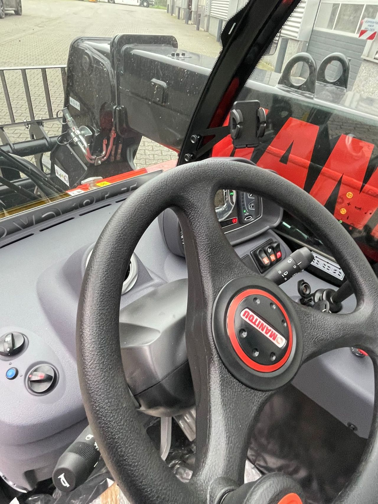 Manitou MLT625 H Premium verreiker (NIEUW)