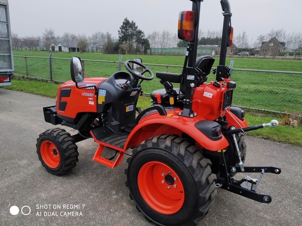 KIOTI CX2510 hst Rops 4wd 25 pk nieuw ACTIE live is to short to buy a boring tractor !! evt met voorlader