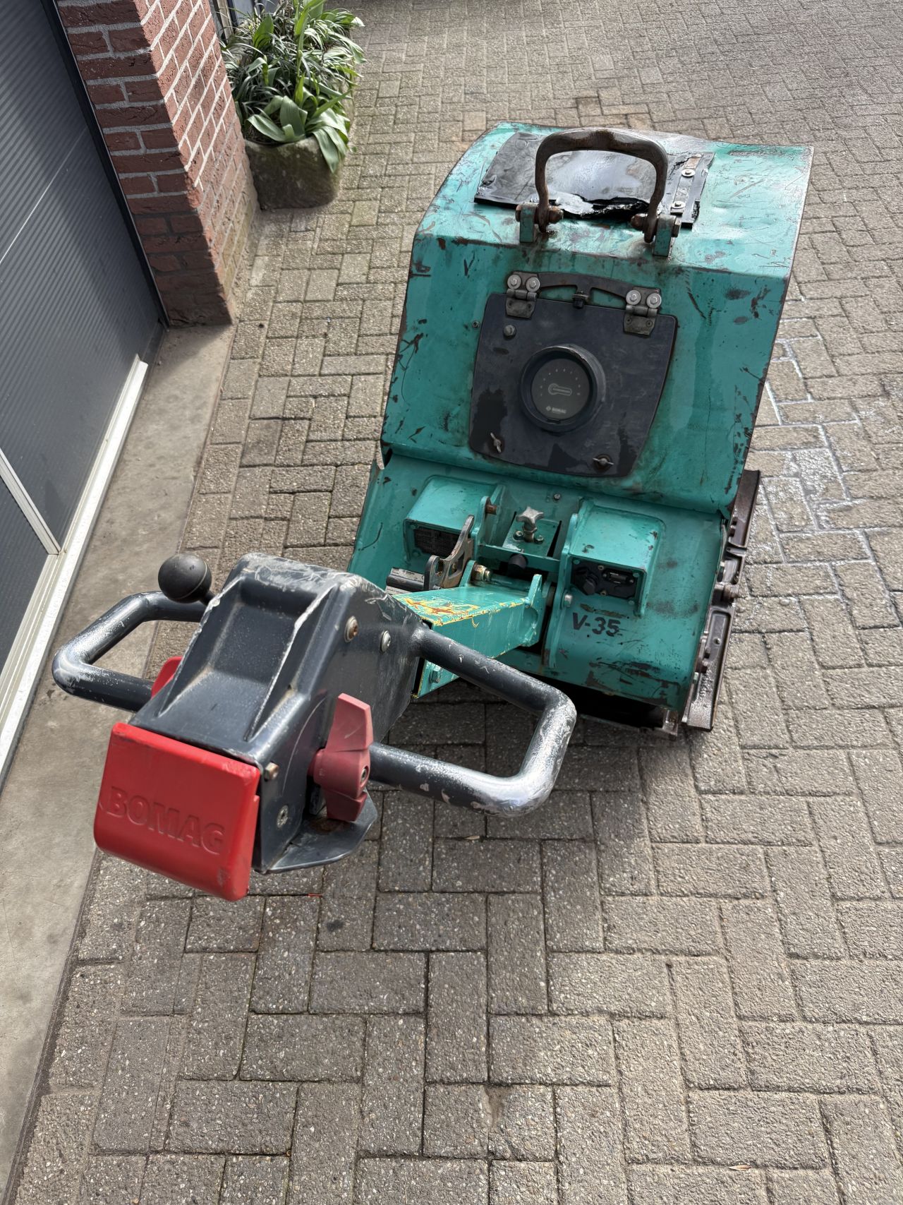 Bomag BPR 100/80 D trilplaat, Wacker Neuson