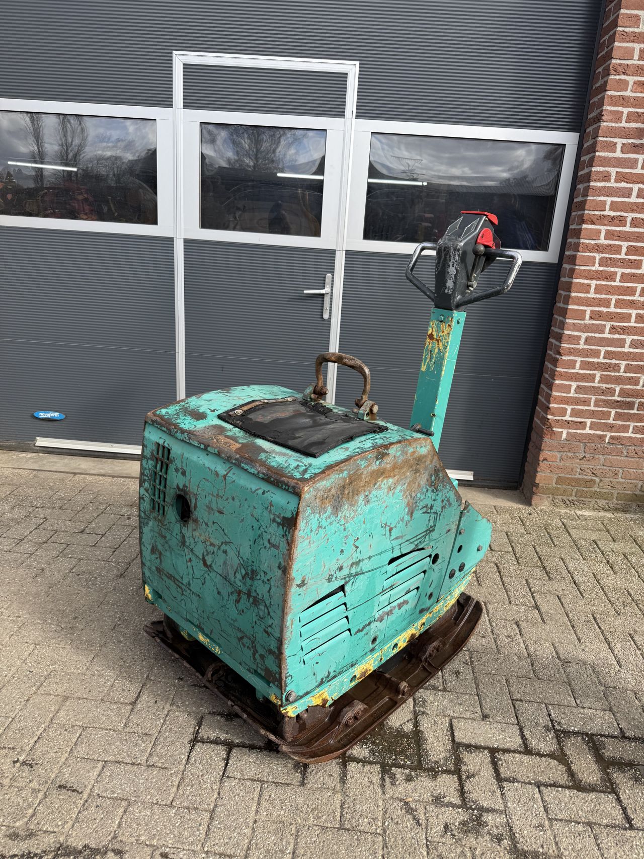 Bomag BPR 100/80 D trilplaat, Wacker Neuson