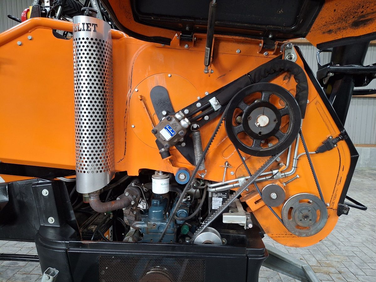 Eliet Mega Prof hakselaar, versnipperaar, BJ2020, Demo!