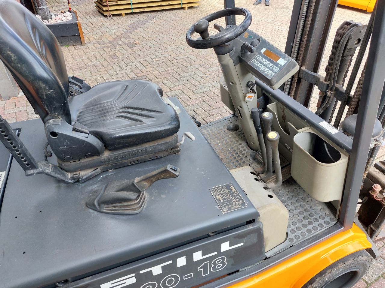 Still R20-18 triplex 440 cm sideshift