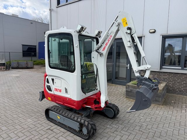 Takeuchi TB216 bj2019 1.8T Minigraver Minikraan ZGST