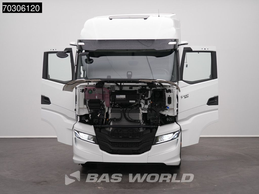 Iveco S-Way 500 4X2 NEW! 2xTanks HPEB Standklima ACC NAVI LED