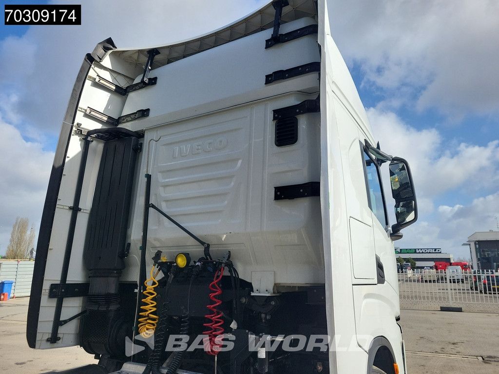 Iveco S-Way 460 4X2 Retarder 2x LNG tanks Standklima ACC