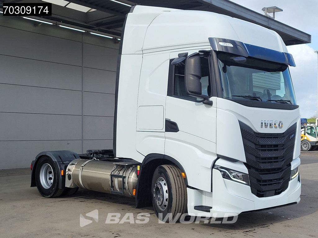 Iveco S-Way 460 4X2 Retarder 2x LNG tanks Standklima ACC