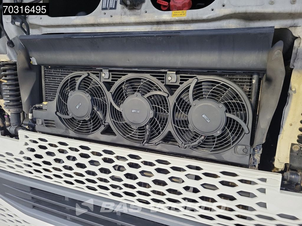 Volvo FH 460 4X2 Retarder 2xTanks I-ParkCool ACC