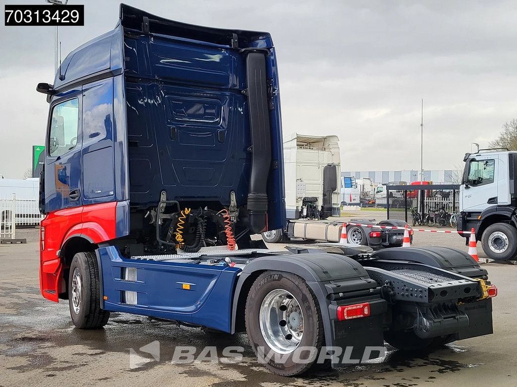 Mercedes Actros 1846 4X2 Bigspace Retarder Mirrorcam Navi