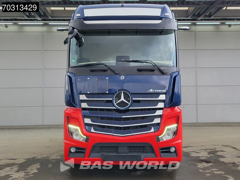Mercedes Actros 1846 4X2 Bigspace Retarder Mirrorcam Navi