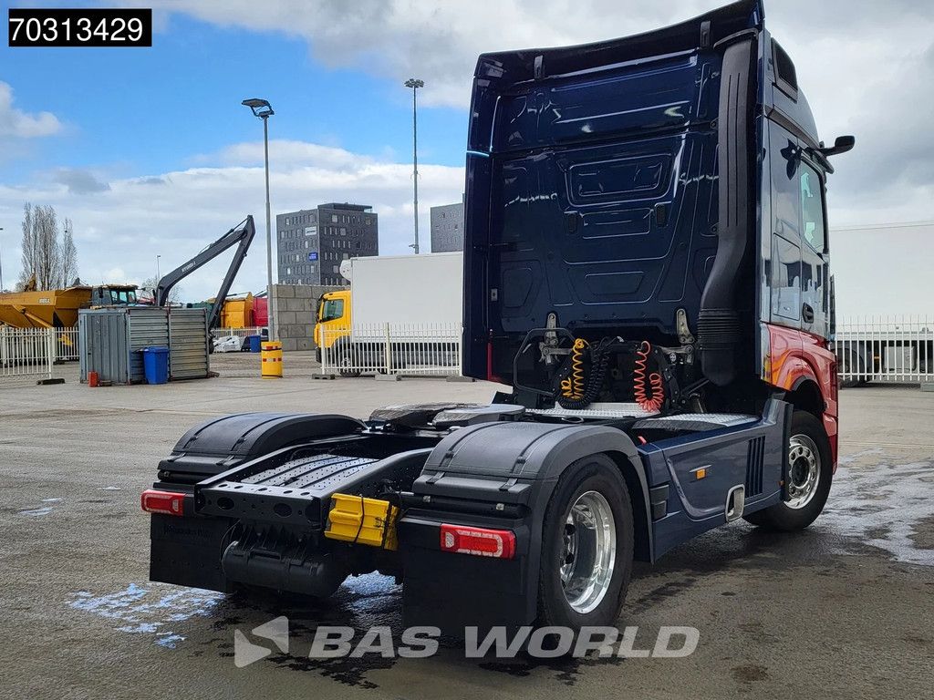 Mercedes Actros 1846 4X2 Bigspace Retarder Mirrorcam Navi