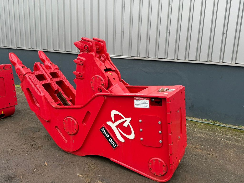 Pulveriser LaBounty MHP300 unused