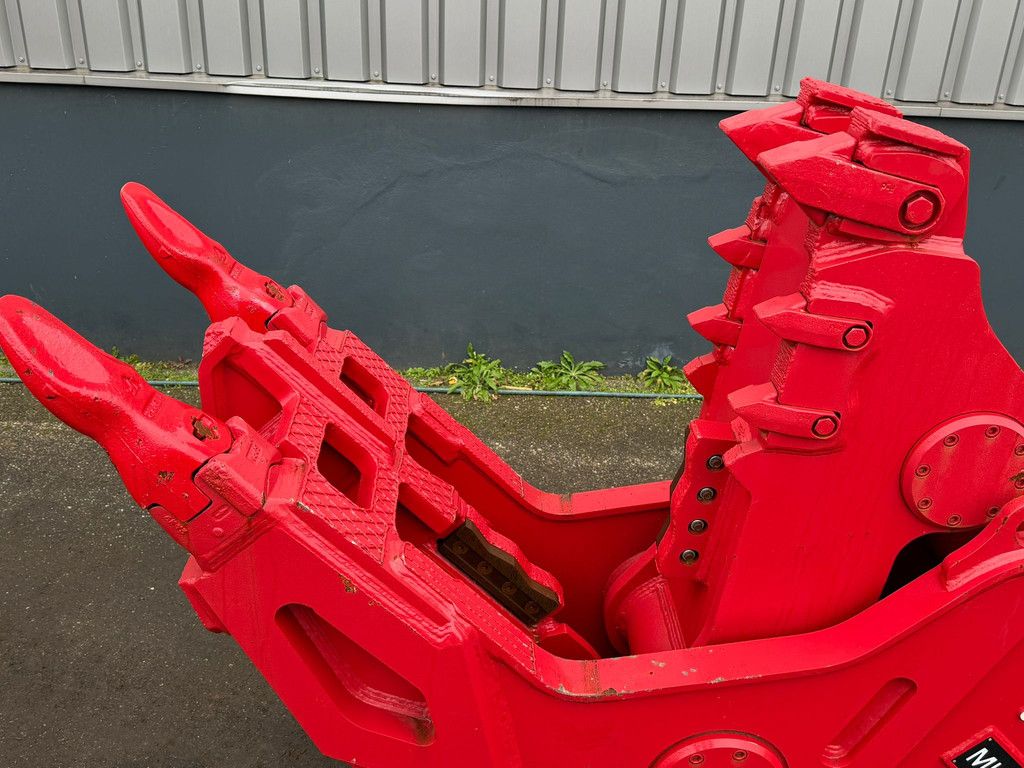 Pulveriser LaBounty MHP300 unused