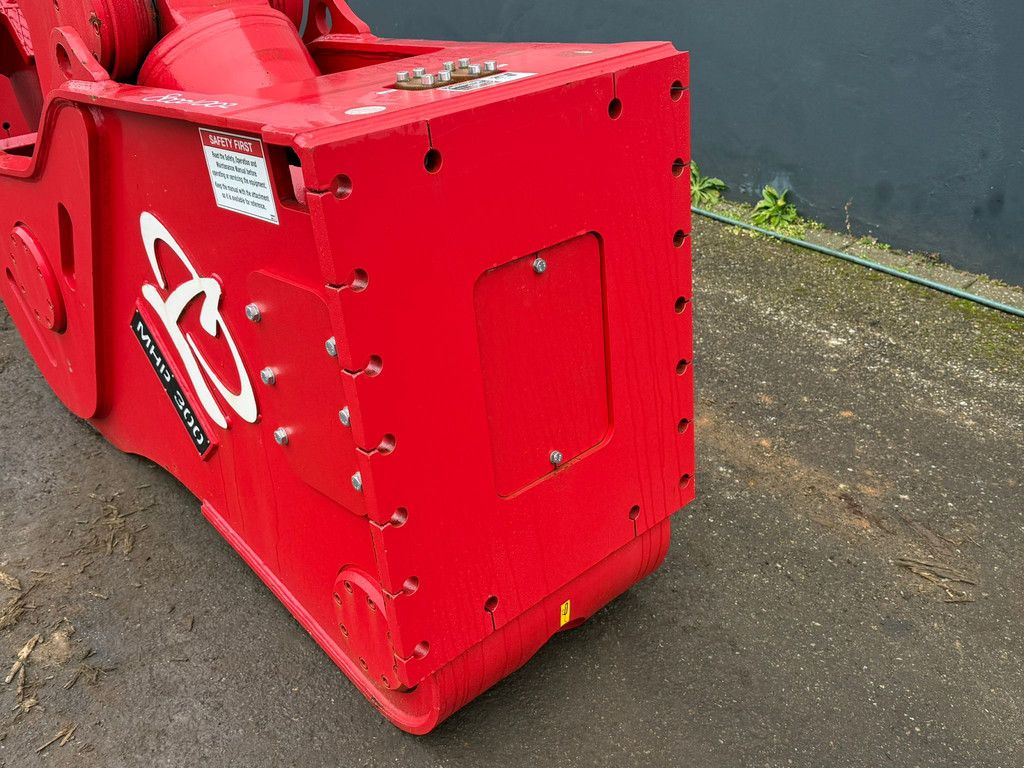 Pulveriser LaBounty MHP300 unused