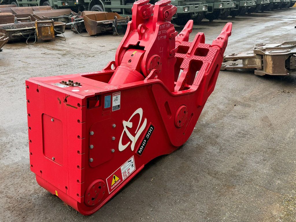 Pulveriser LaBounty MHP300 unused