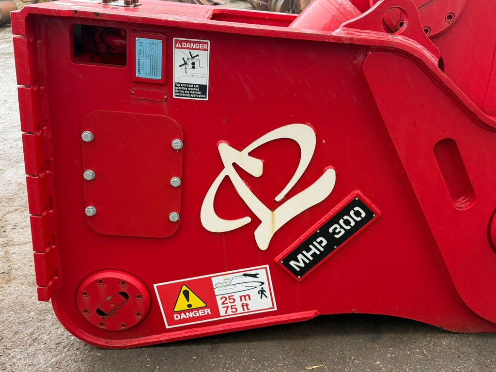 Pulveriser LaBounty MHP300 unused