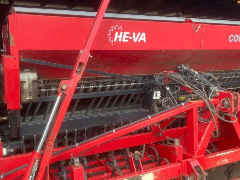 HE-VA Combi seeder
