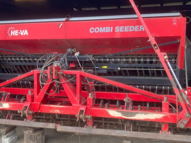 HE-VA Combi seeder