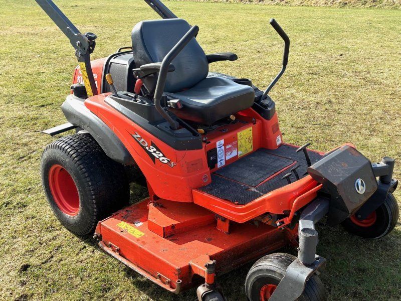 Kubota ZD 326 S zeroturn 60