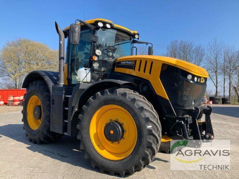 JCB FASTRAC 8330 T4F