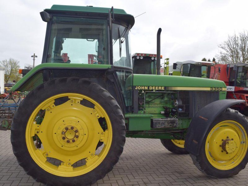 John Deere 3350