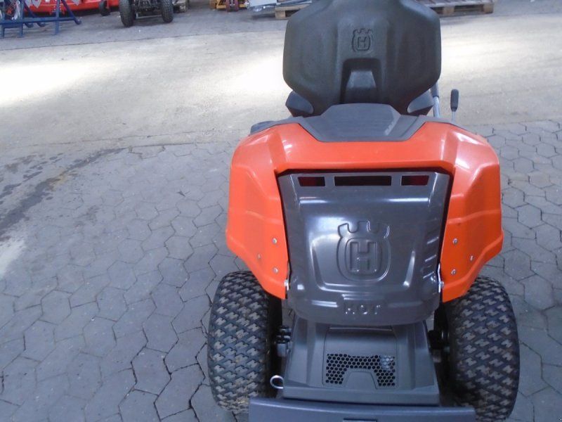 Husqvarna R214TC Kun Kørt 17 Timer