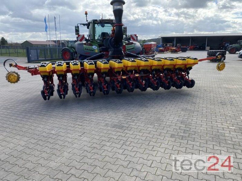 Väderstad TEMPO TPV 12