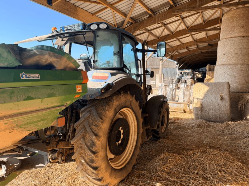 New Holland T5.105 ELECTRO COMMAND