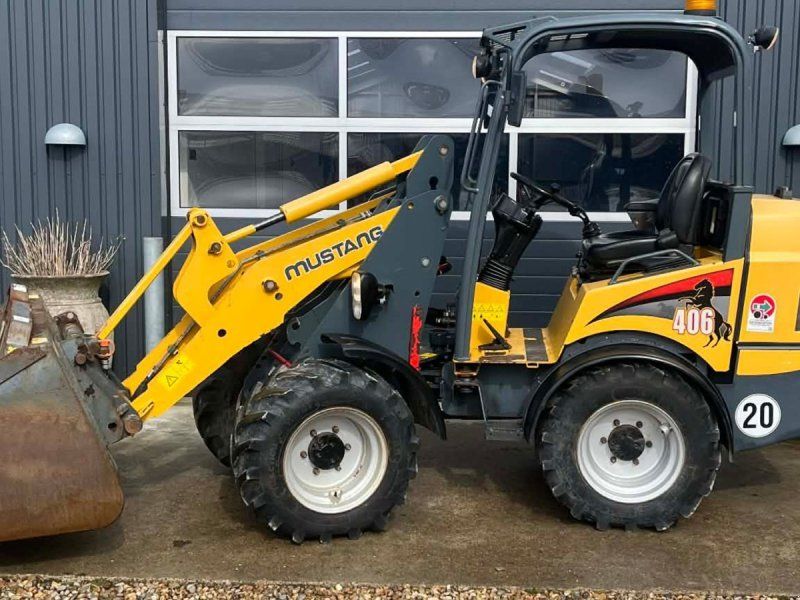 Mustang AL 406
