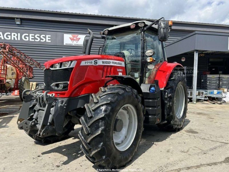 Massey Ferguson 7715S